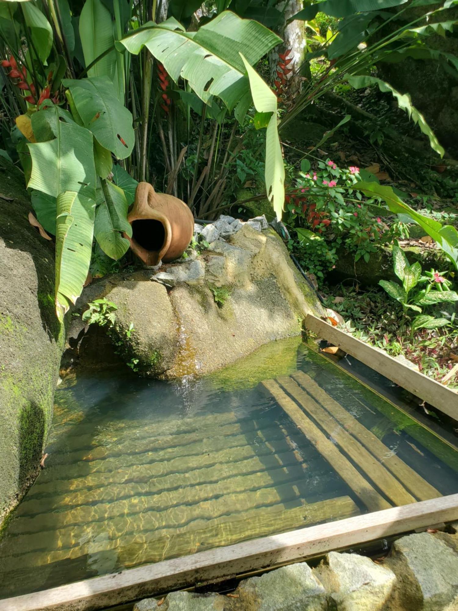 Chales Paris 帕拉蒂 外观 照片